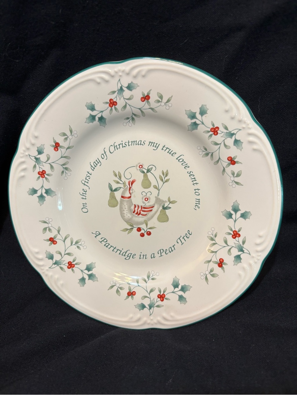 Pfaltzgraff First Day of Christmas 8” Plate Partridge in a Pear Tree